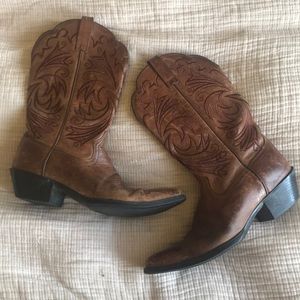 Ariat cowboy boots